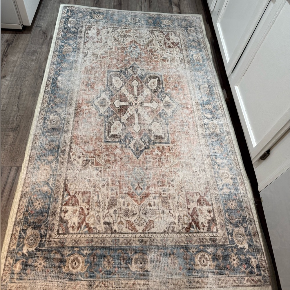 Ruggable 3x5 Rug Cover Vintage Style Area Rug